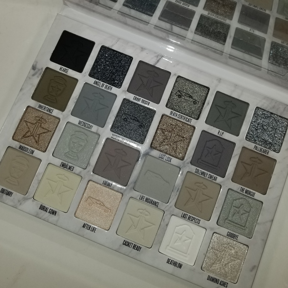 🆕️Jeffree Star, Cremated Palette - Picture 4 of 6